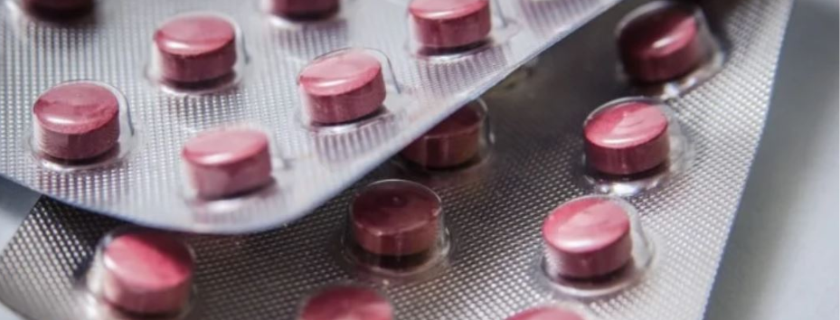 Photo of red pills